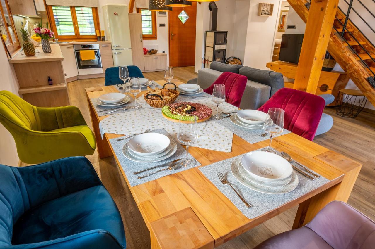 מוזירייה House "Hisca" With Private Terrace, Bbq, Fireplace, Sauna, Hot Tub מראה חיצוני תמונה